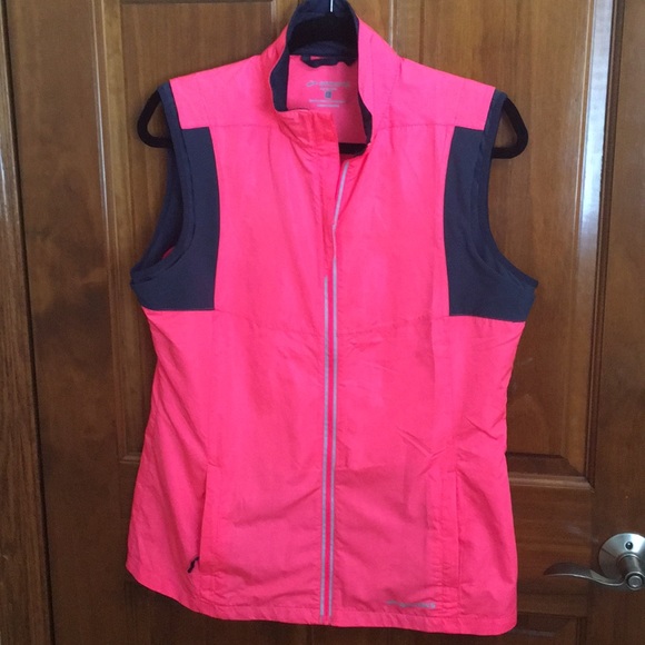 brooks running jacket mens pink